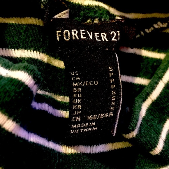 Shirt 💕 - Picture 2 of 2